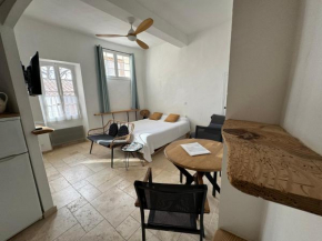 Studio 3 pers coeur de village Bormes les Mimosas